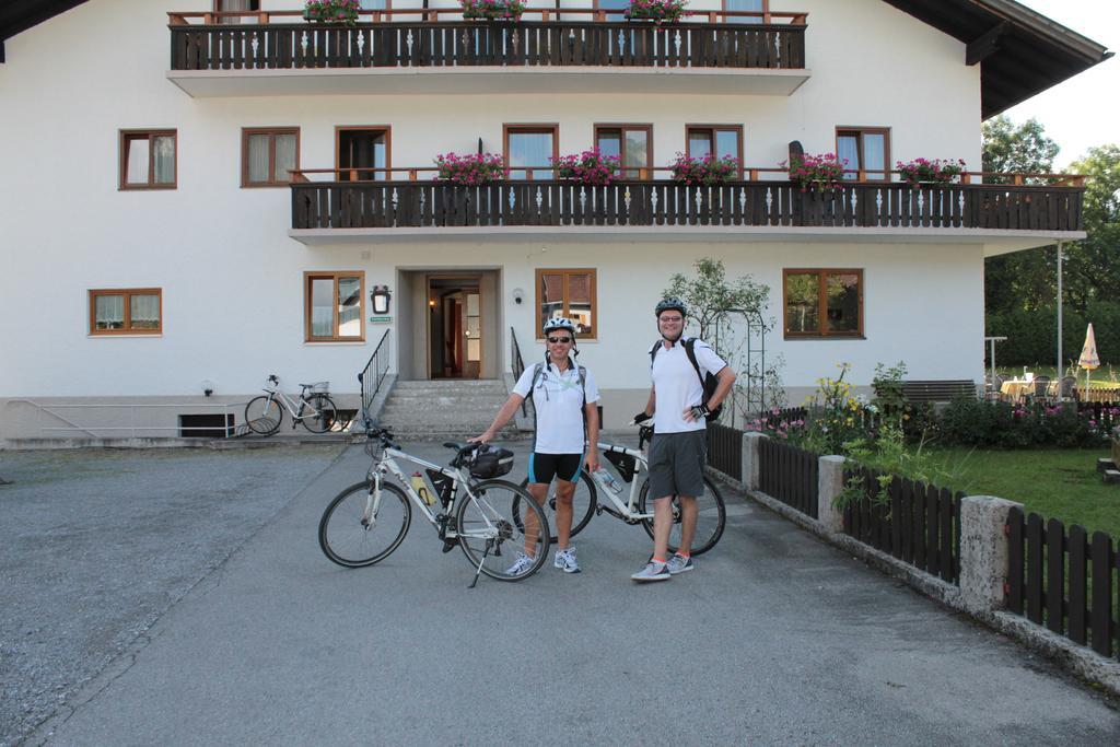 Pension Leuprecht Reutte Exterior photo